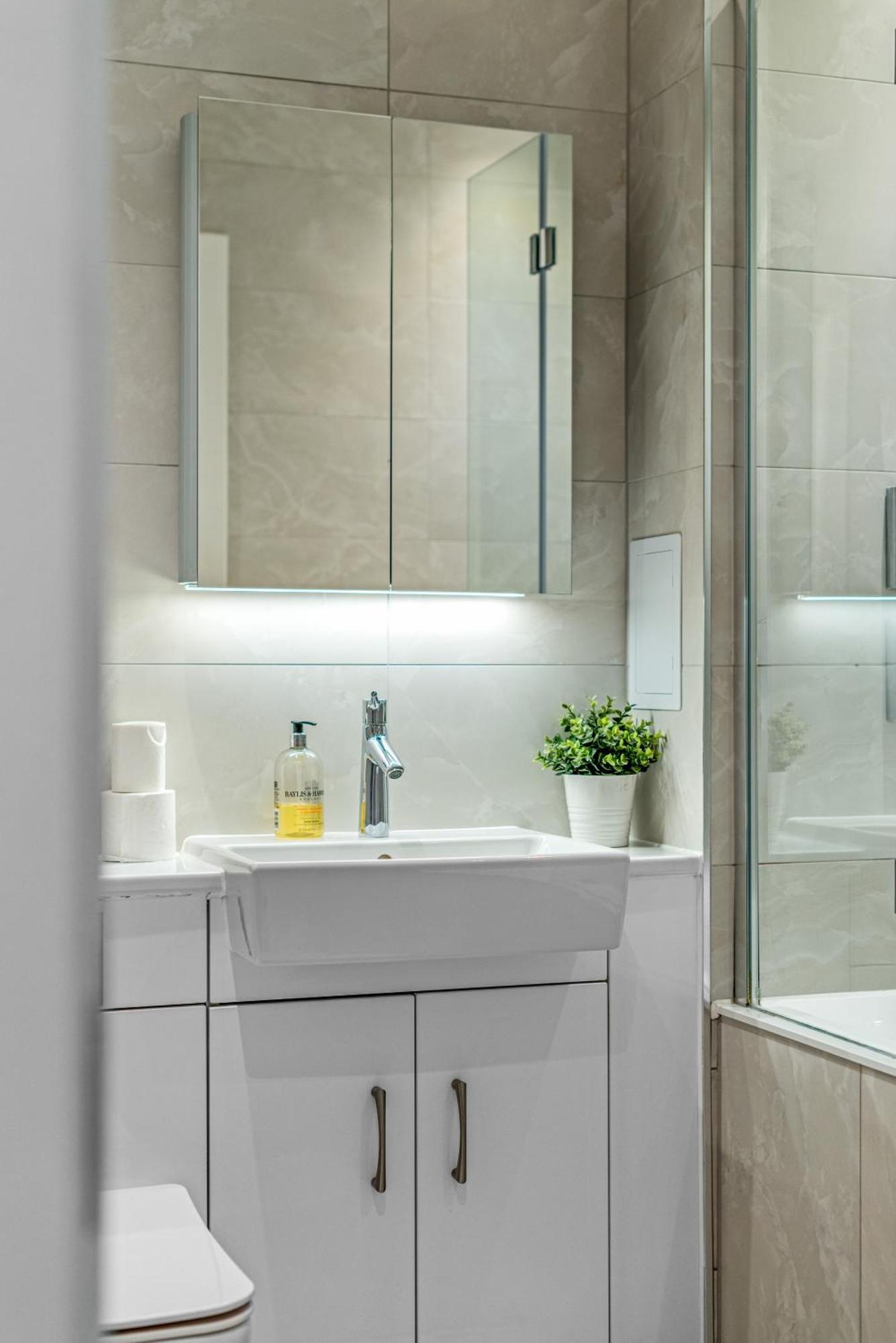 Londwell, Heart Of Notting Hill, Balcony Suite Luxury London Exteriör bild